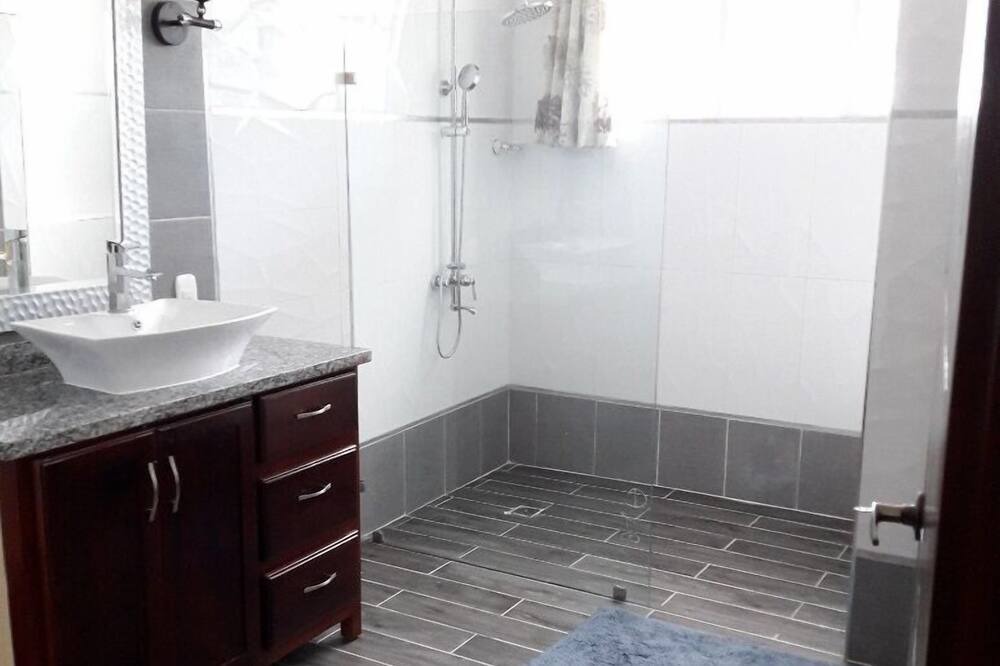 Photo of Bathroom in Cabrera