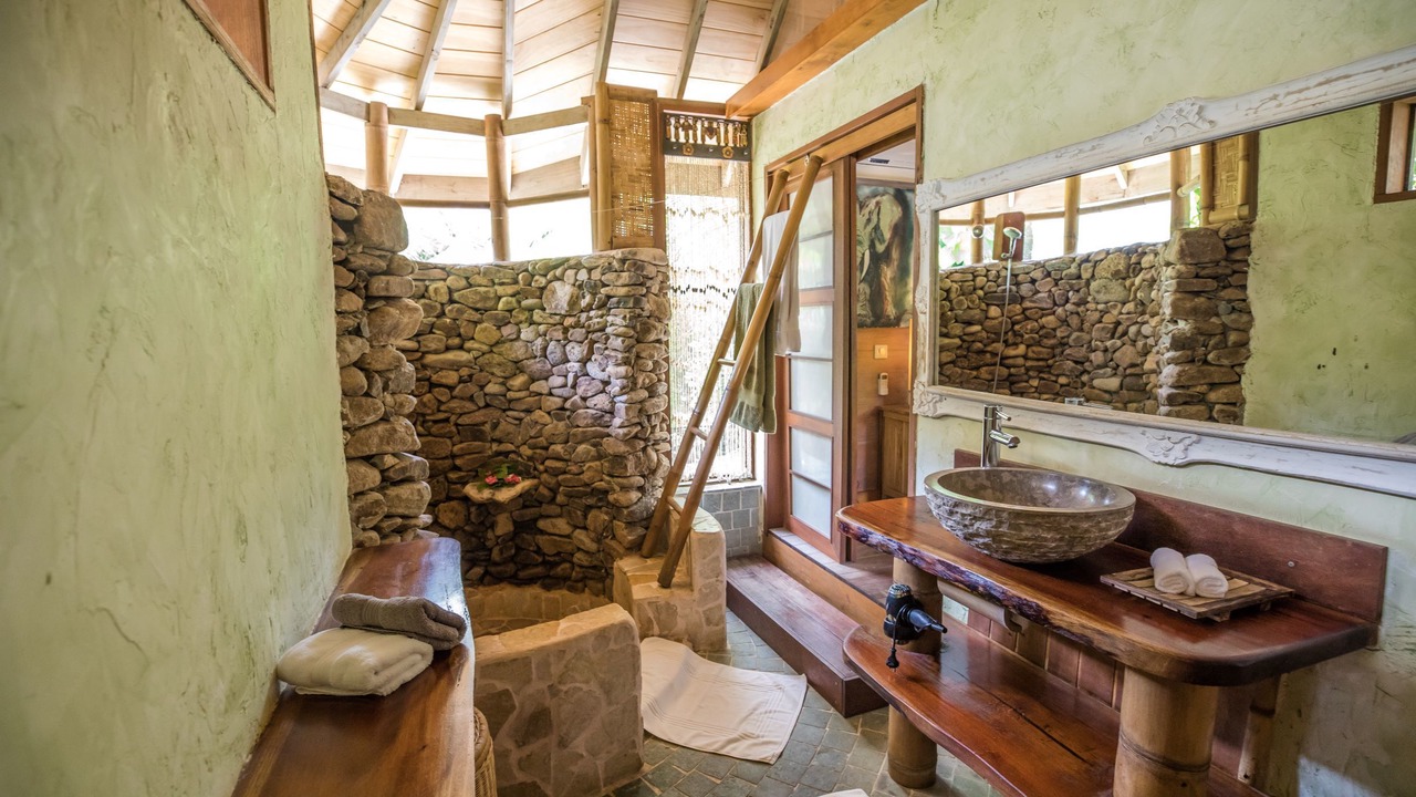 Photo of Bathroom in Teavaro