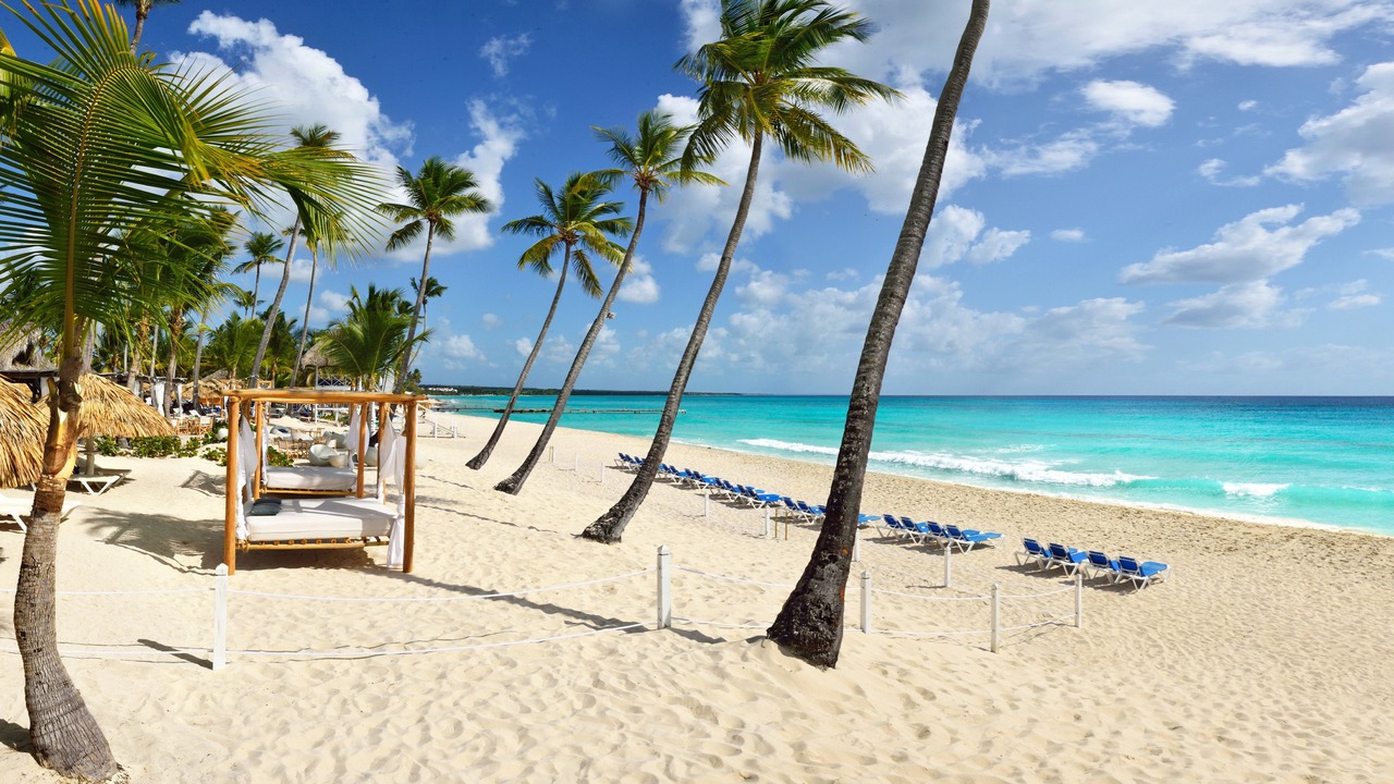 Photo of Others in Dominicus