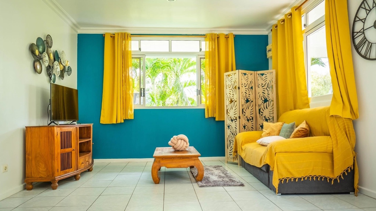 Photo of Livingroom in Teahupoo