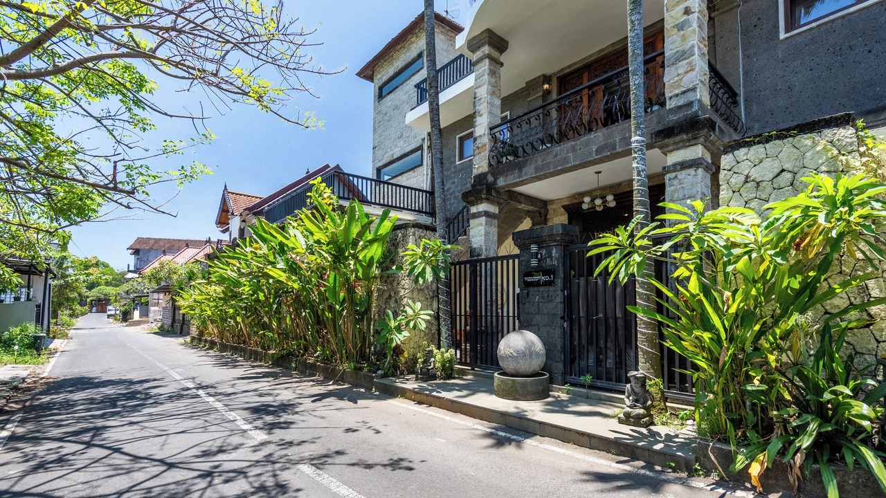 Photo of Outdoor in By Pass Ngurah Rai