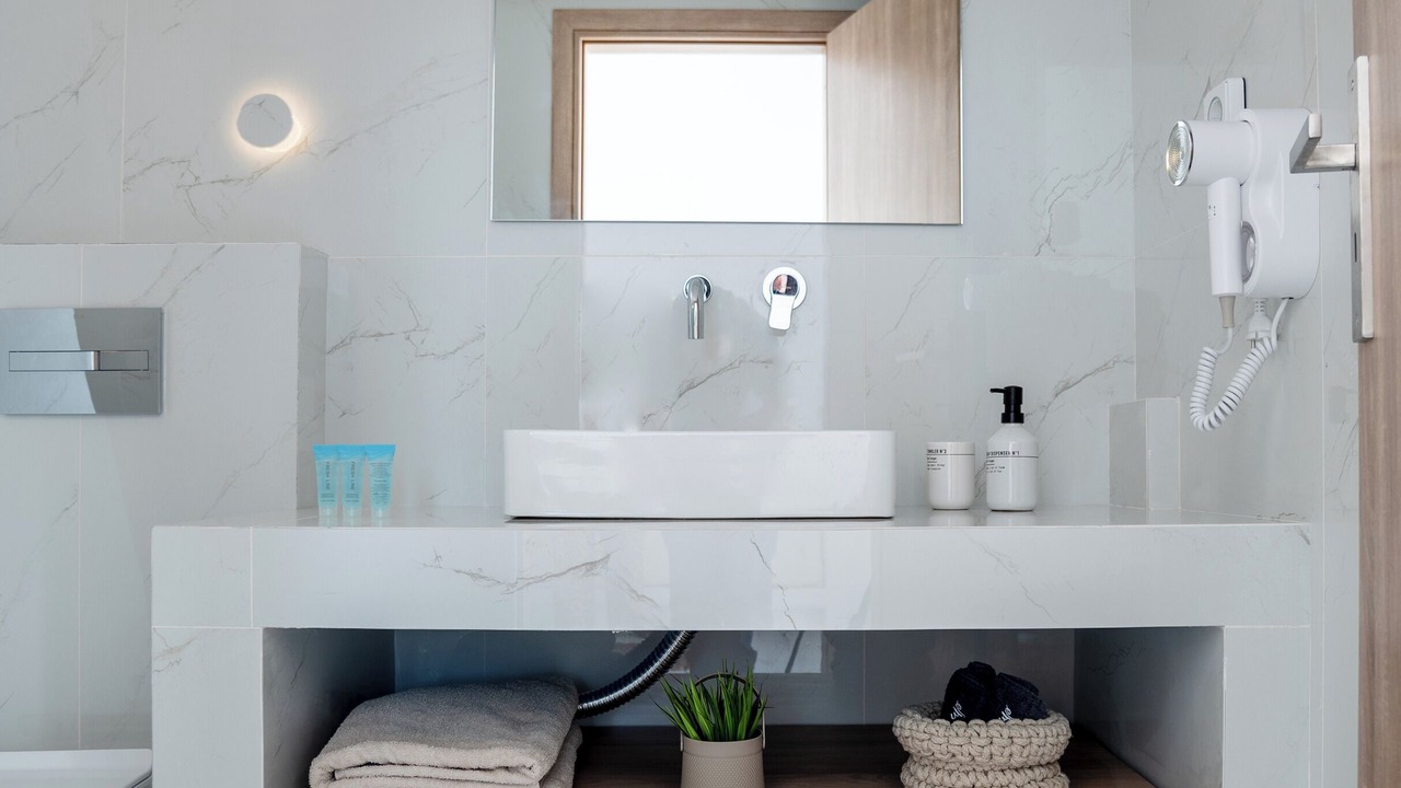 Photo of Bathroom in Perissa
