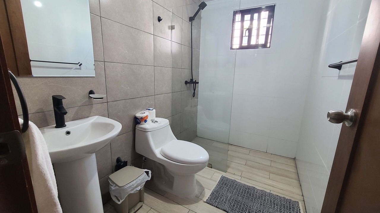 Photo of Bathroom in Llanos de Gurabo I