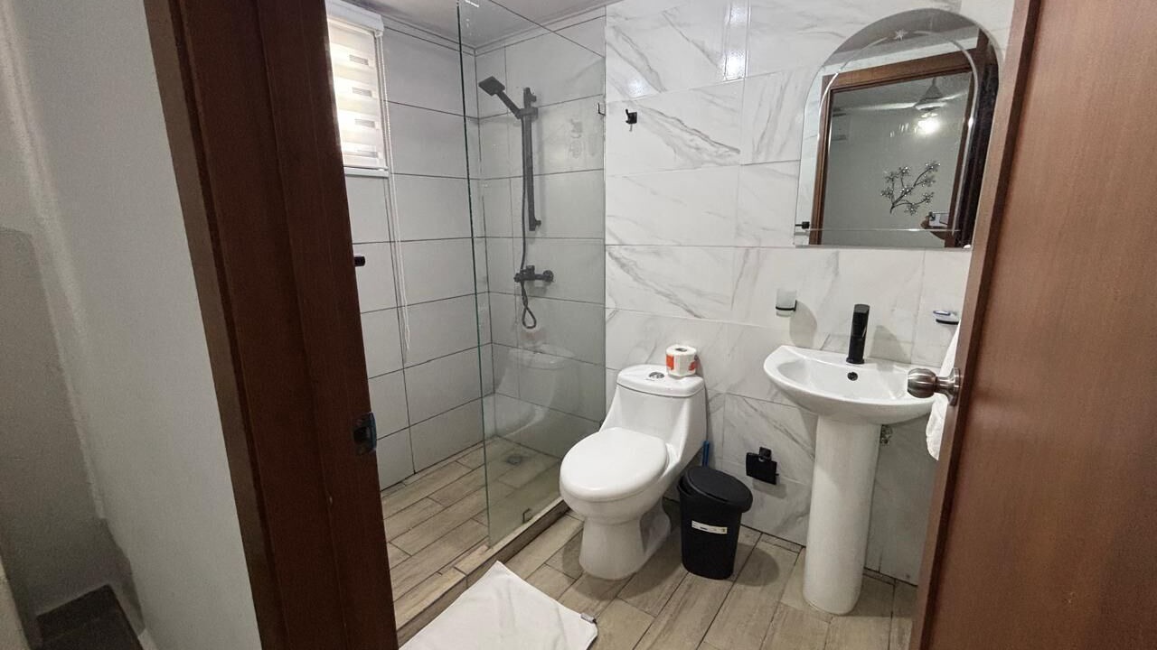 Photo of Bathroom in Llanos de Gurabo I