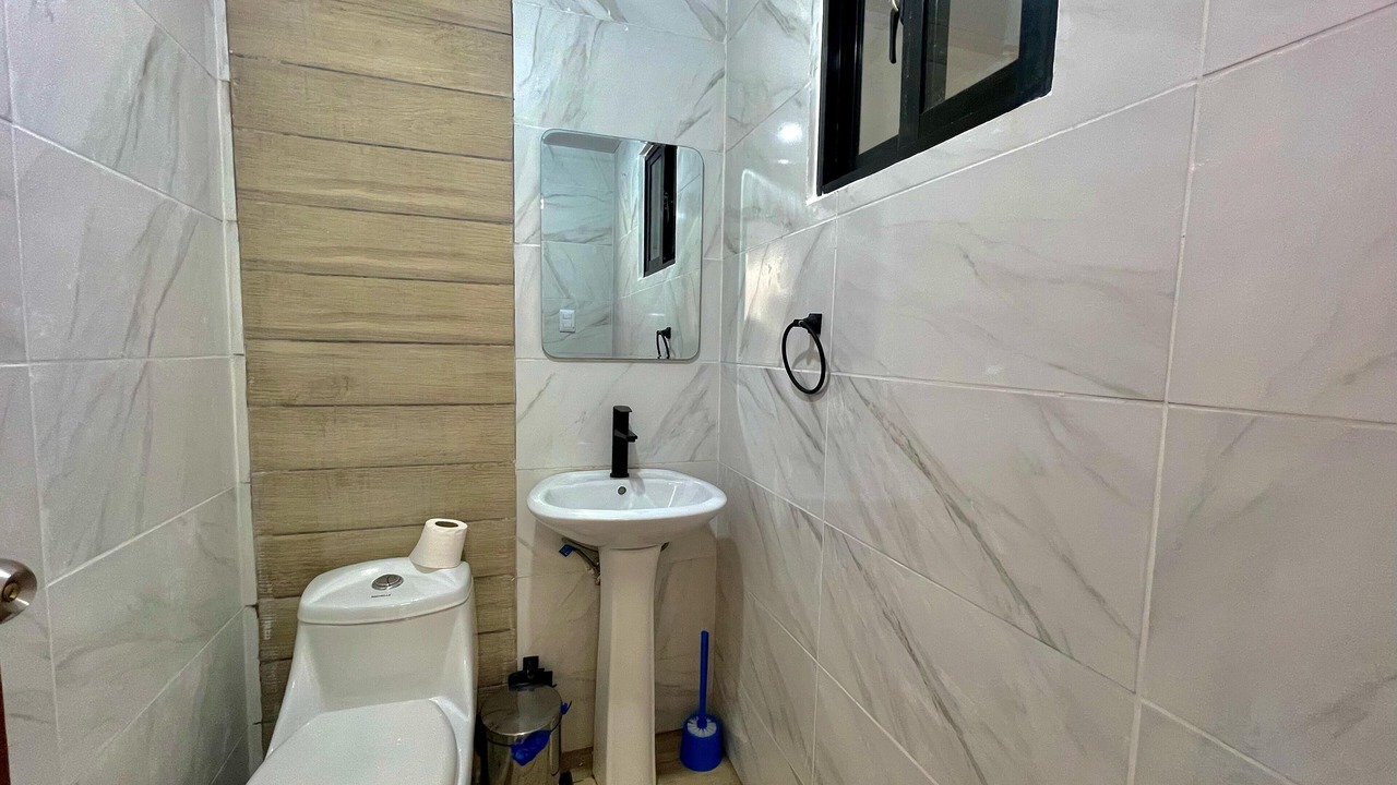 Photo of Bathroom in Llanos de Gurabo I