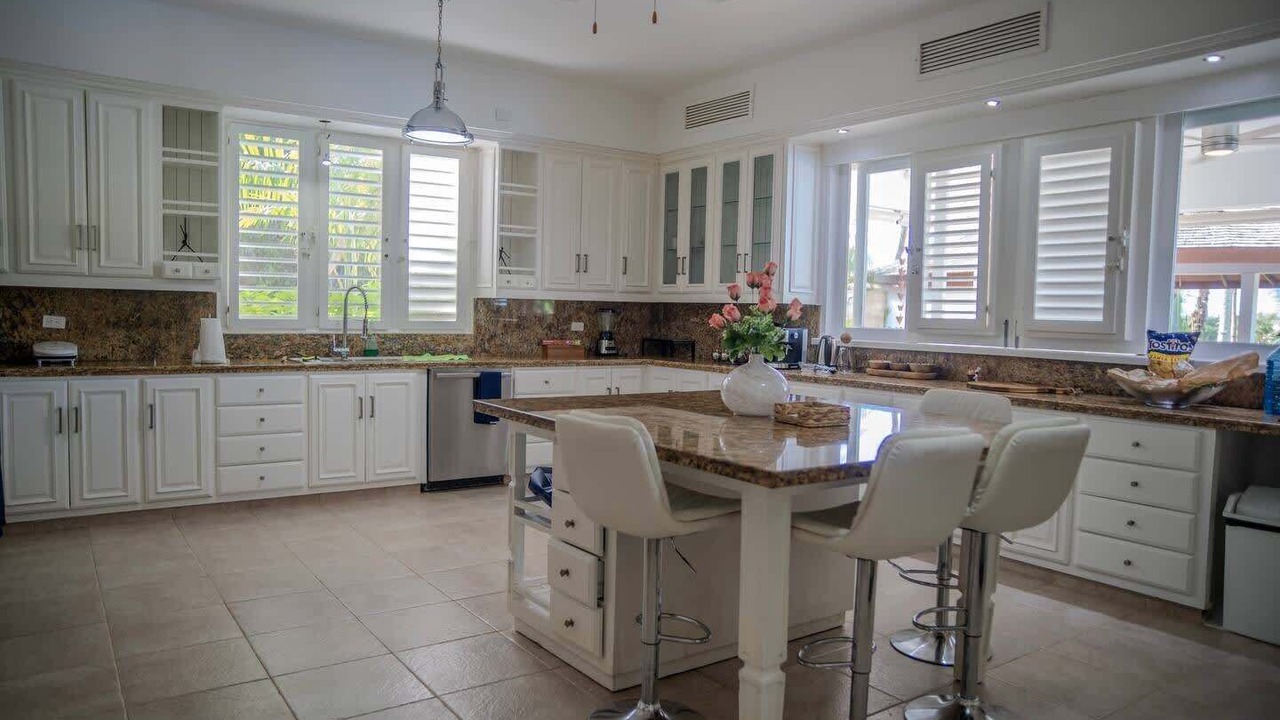 Photo of Kitchen in Las Lomas