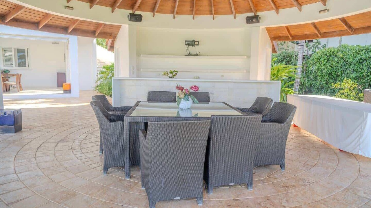Photo of Outdoor in Las Lomas