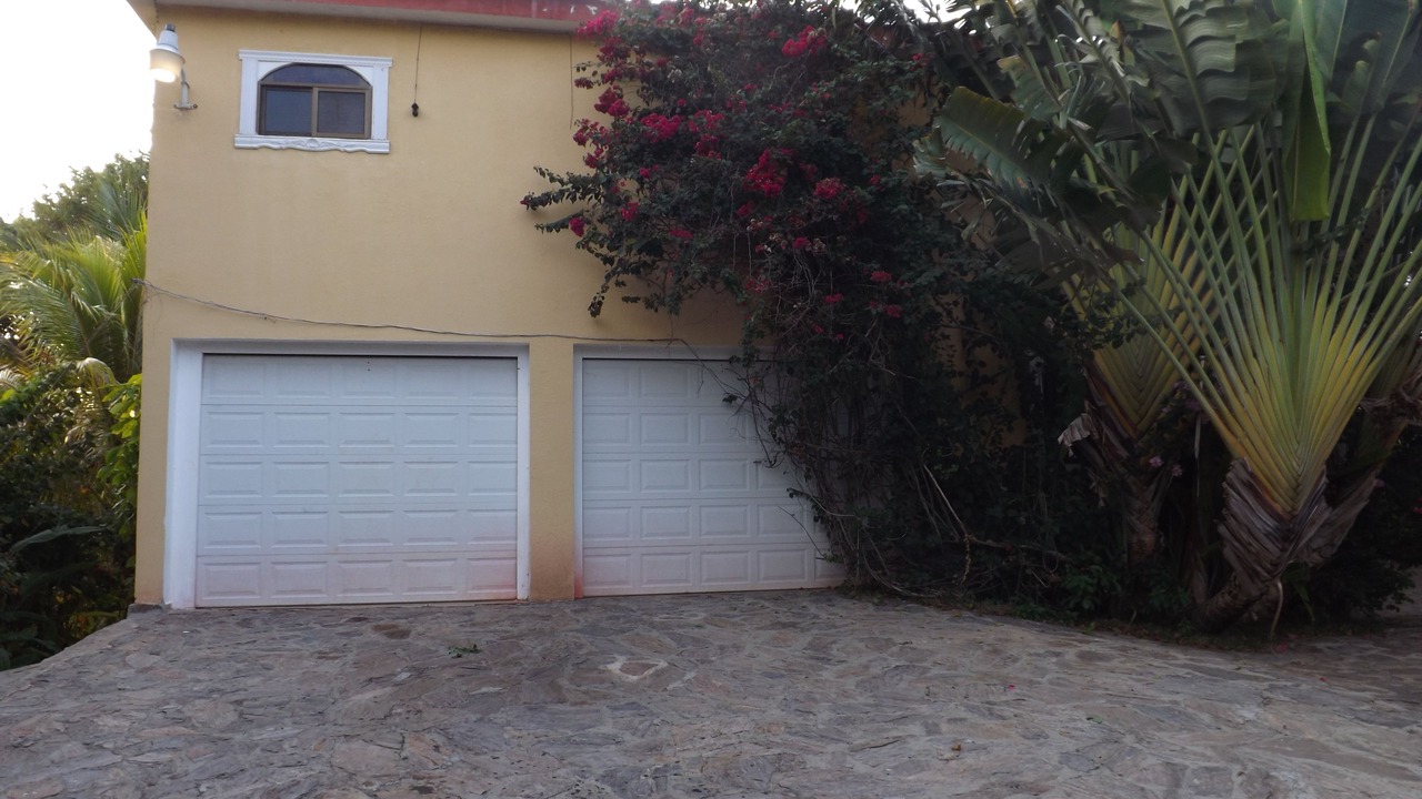 Photo of Outdoor in Los Cerros