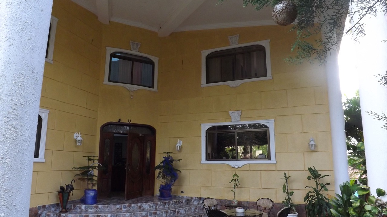 Photo of Outdoor in Los Cerros