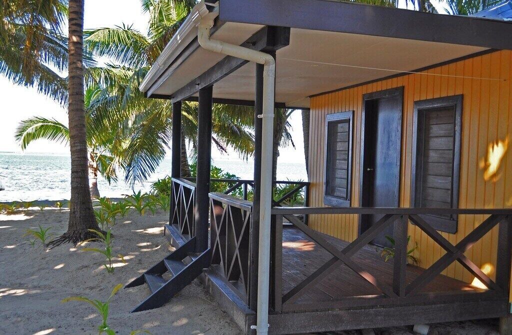 Photo of Others in Mana Island