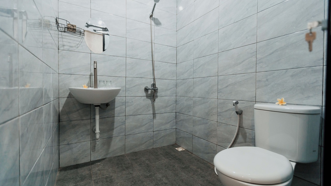 Photo of Bathroom in Kelating