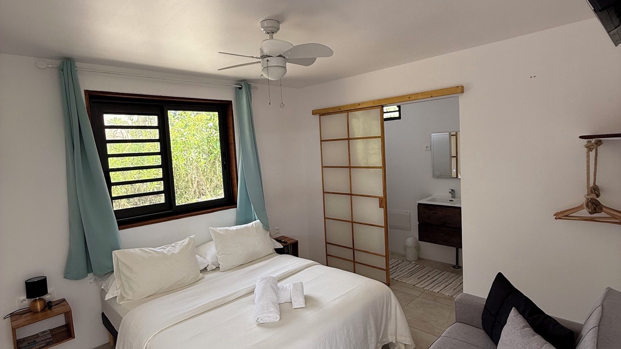 Photo of Bedroom in Teavaro