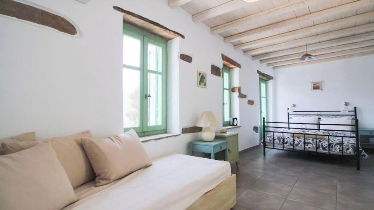 Photo of Livingroom in Exomvourgo