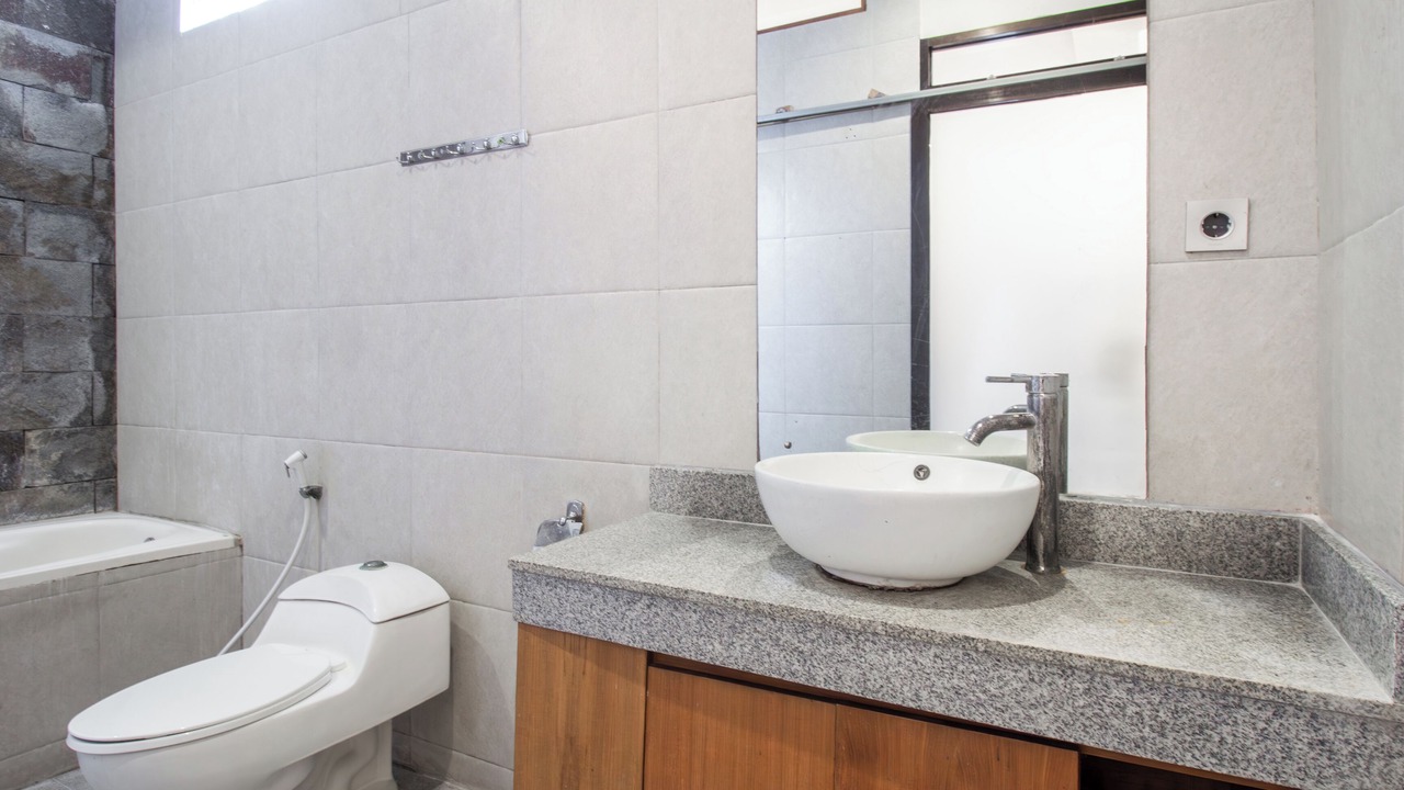 Photo of Bathroom in Banjar Semer