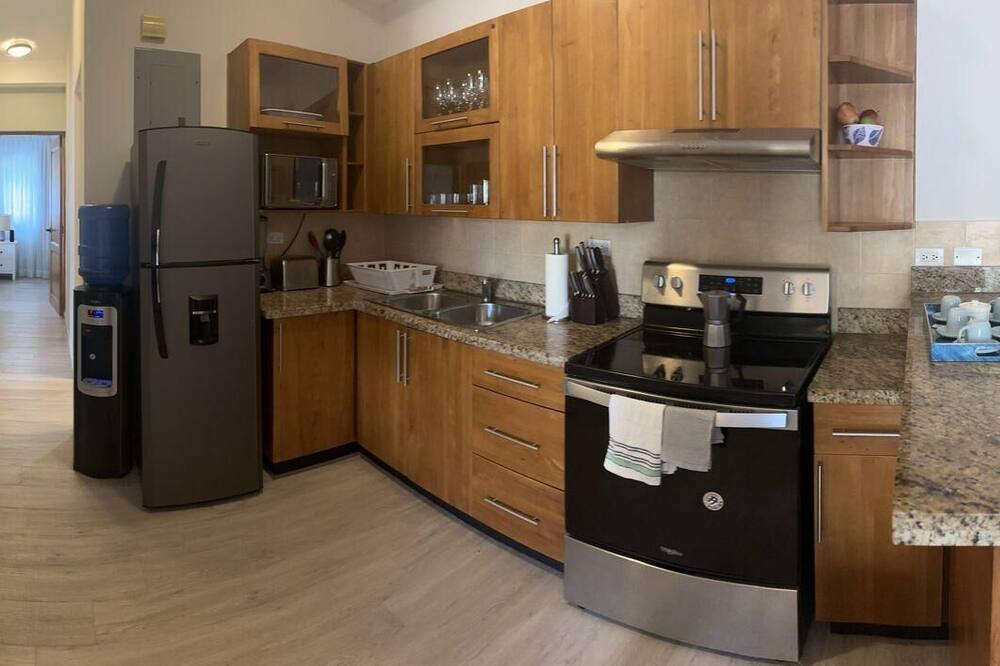 Photo of Kitchen in Guaraguao