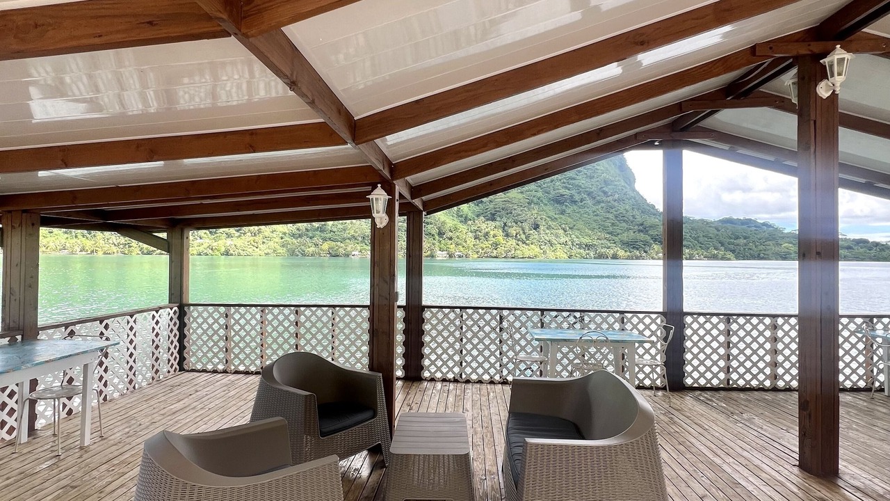 Photo of Outdoor in Teahupoo