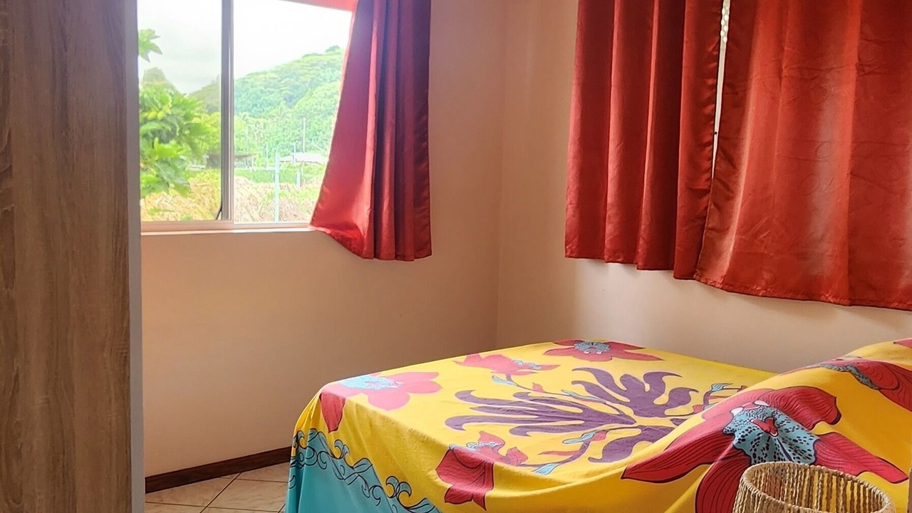 Photo of Bedroom in Teahupoo