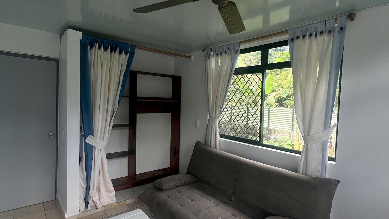 Photo of Livingroom in Teahupoo