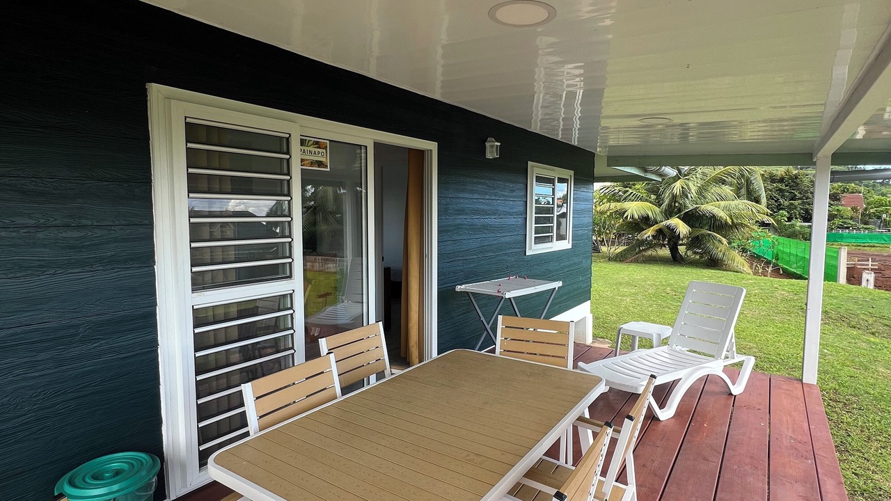 Photo of Patio Balcony in Teahupoo