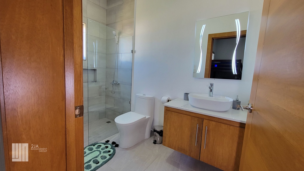 Photo of Bathroom in Montellano