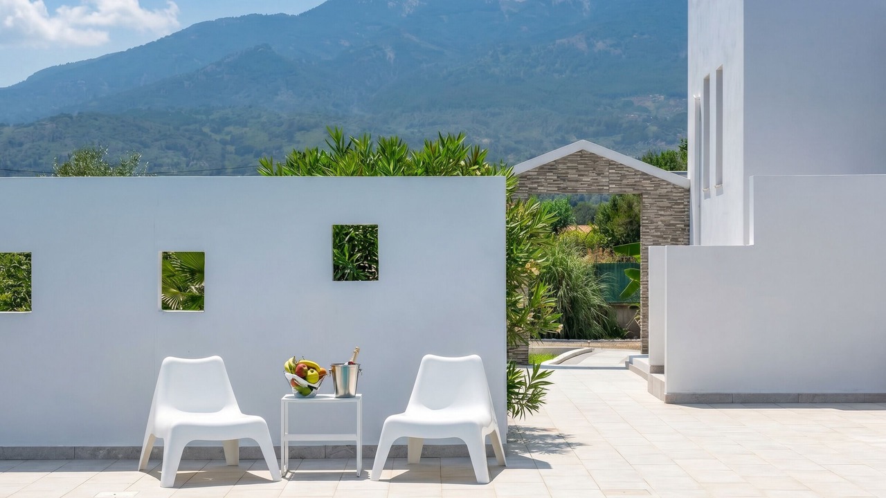 Photo of Outdoor in Tingaki