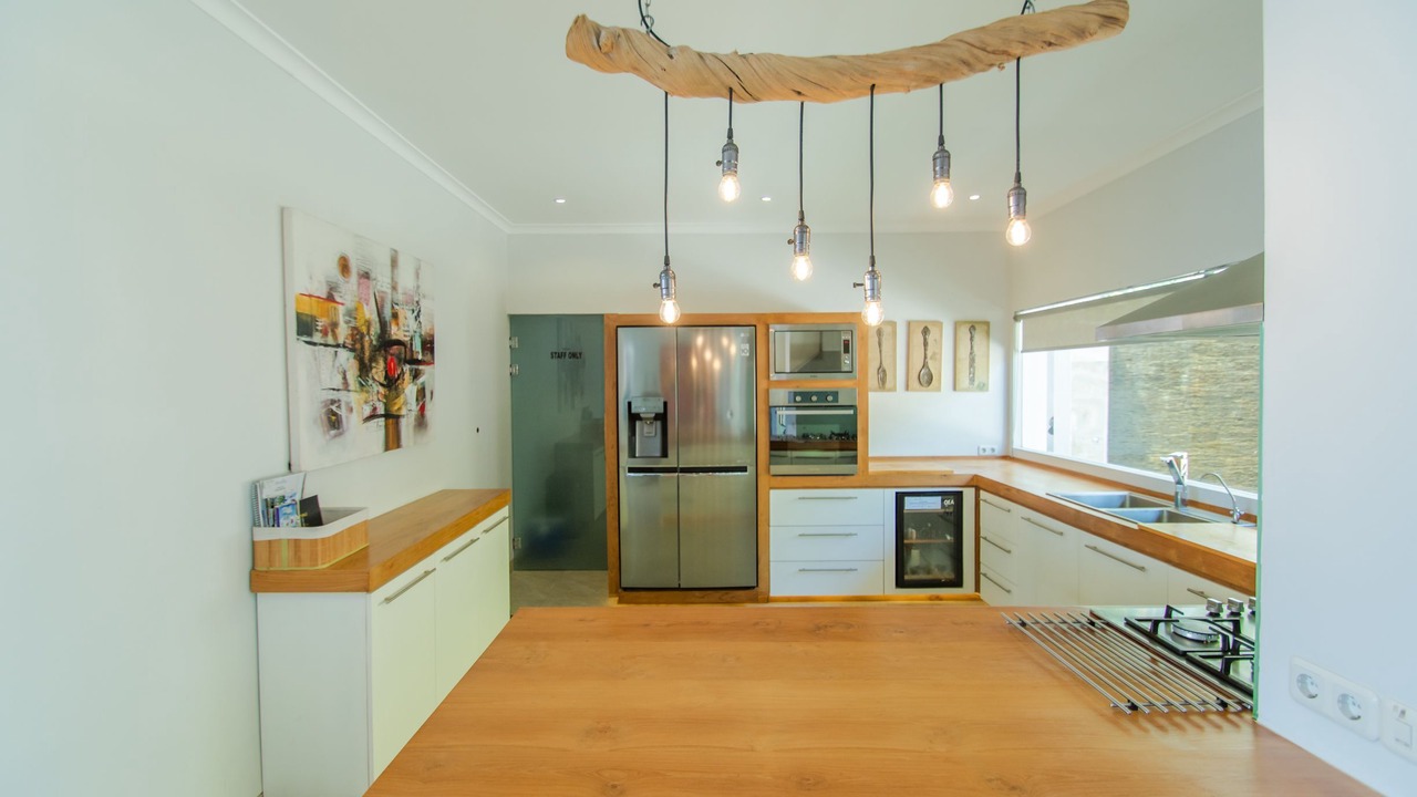 Photo of Kitchen in Umeanyar