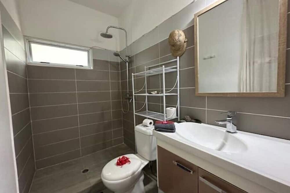 Photo of Bathroom in Taiarapu-Ouest