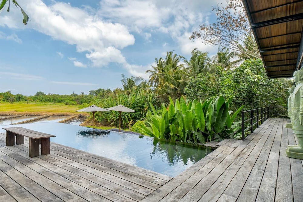 Photo of Outdoor in Beraban