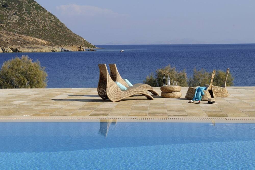 Photo of Outdoor in Grikos