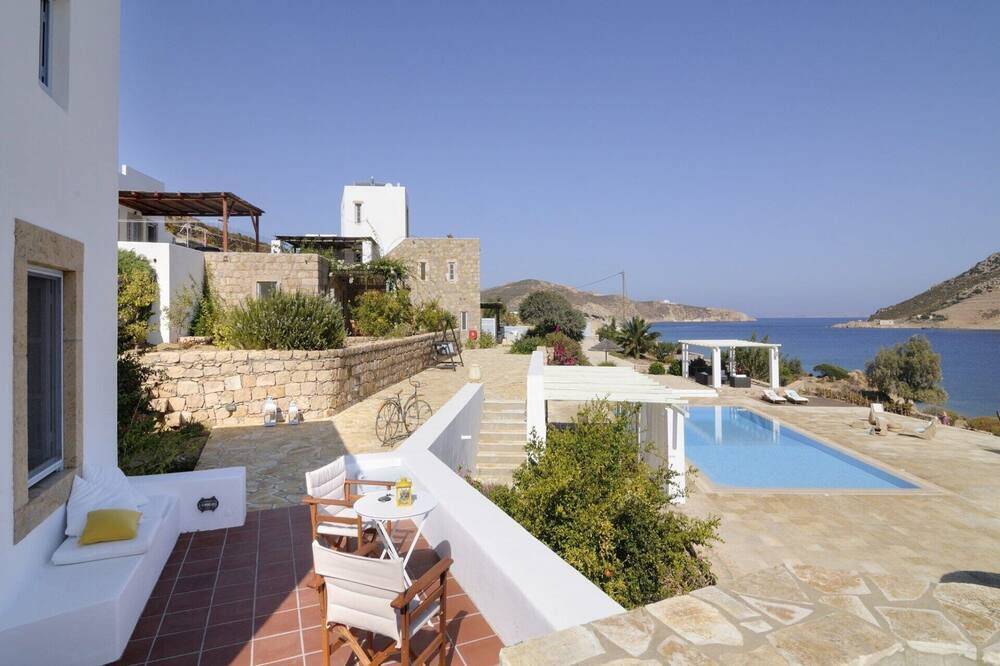 Photo of Outdoor in Grikos