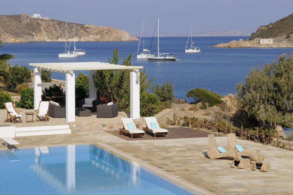 Photo of Outdoor in Grikos