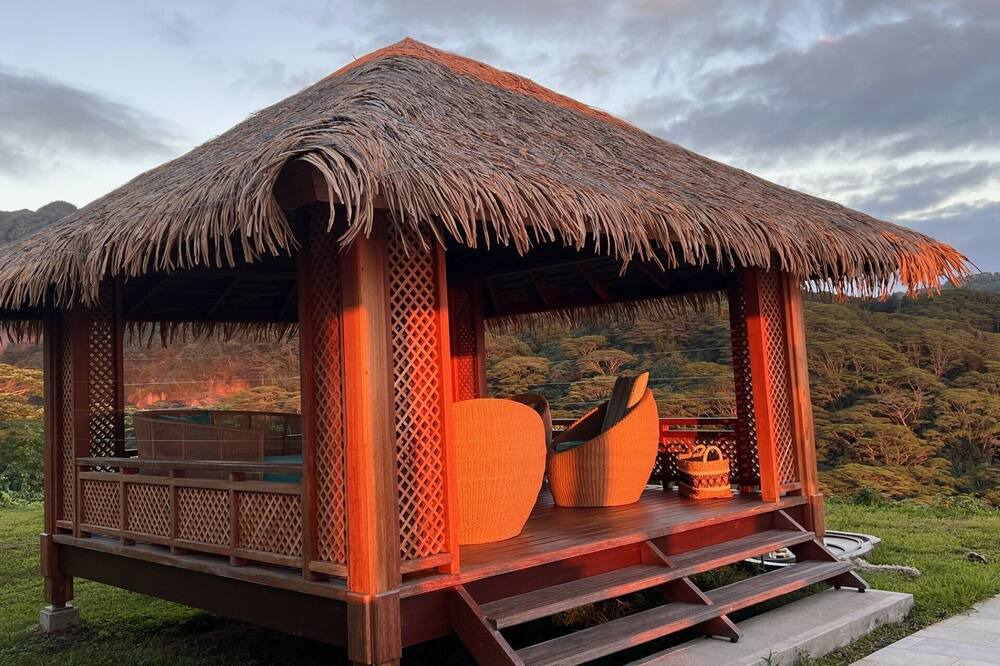 Photo of Outdoor in Teahupoo