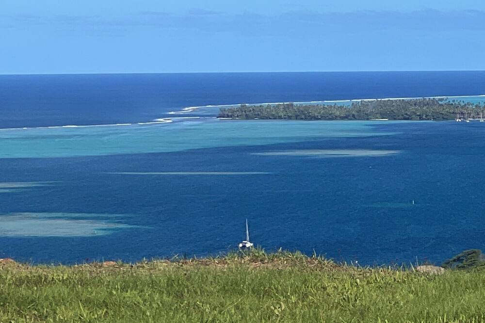 Photo of Others in Teahupoo