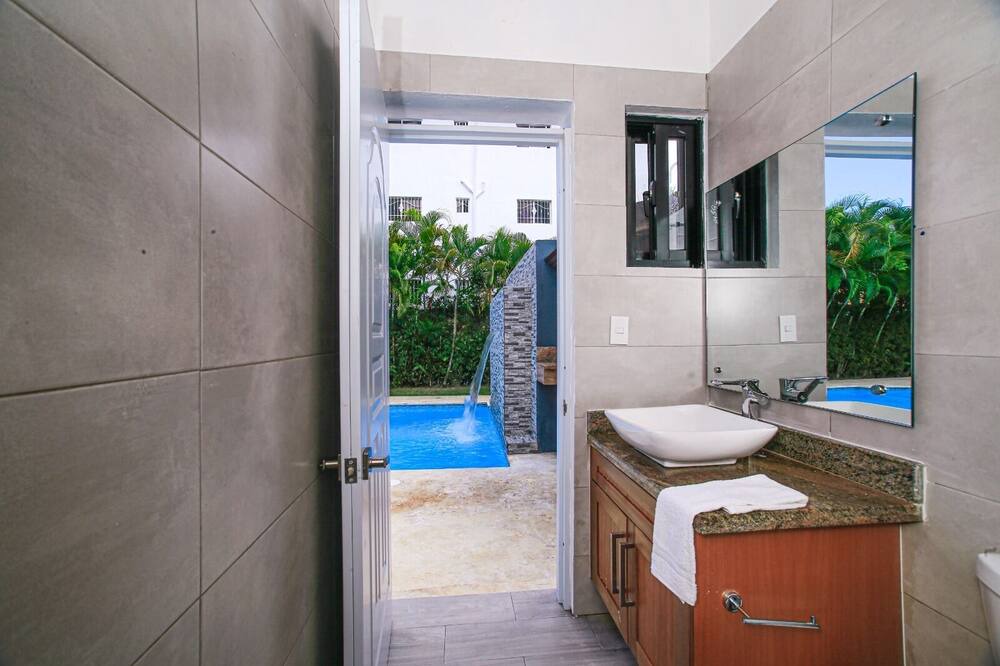 Photo of Bathroom in Villas Ana Maria