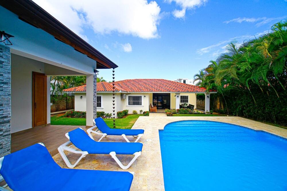 Photo of Outdoor in Villas Ana Maria