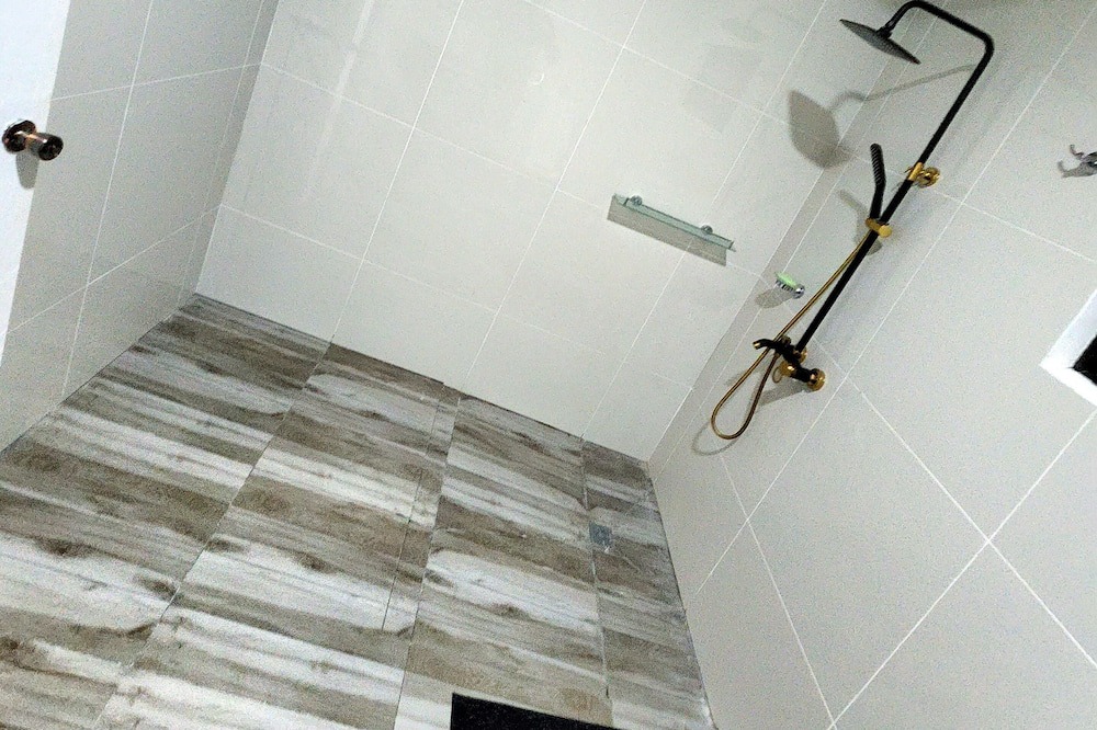 Photo of Bathroom in Sigatoka