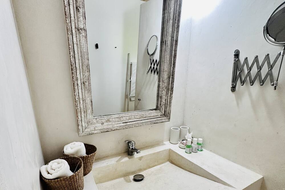 Photo of Bathroom in El Centro