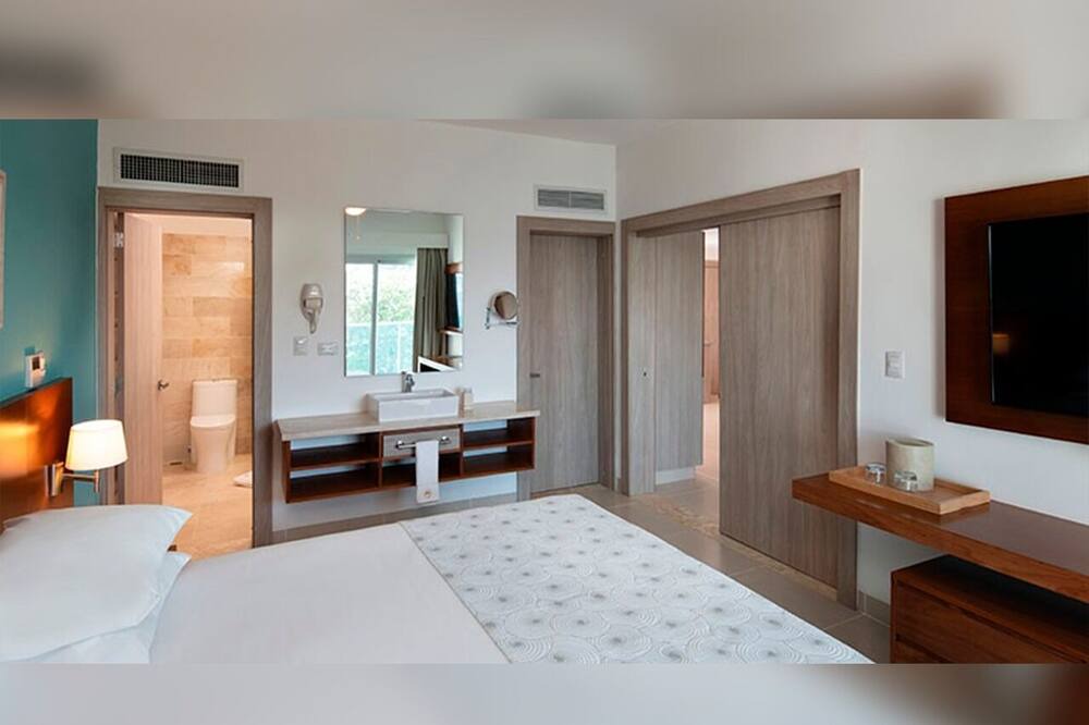 Photo of Bedroom in Luperon