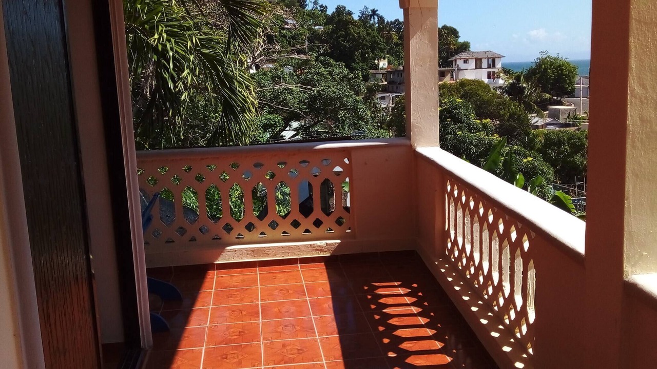 Photo of Patio Balcony in Barrio La Fortaleza Vieja