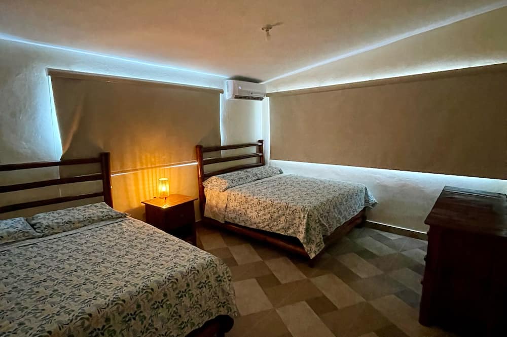 Photo of Bedroom in Villa Hermosa