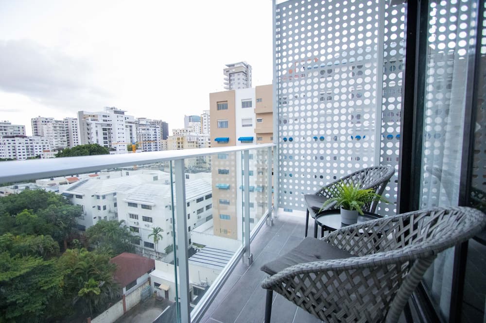 Photo of Outdoor in Yolanda Morales