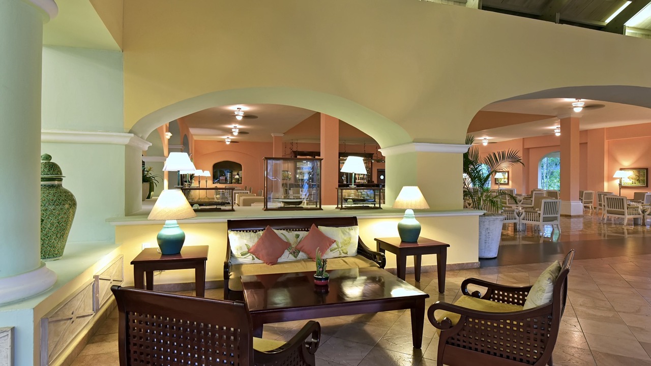 Photo of Others in Dominicus