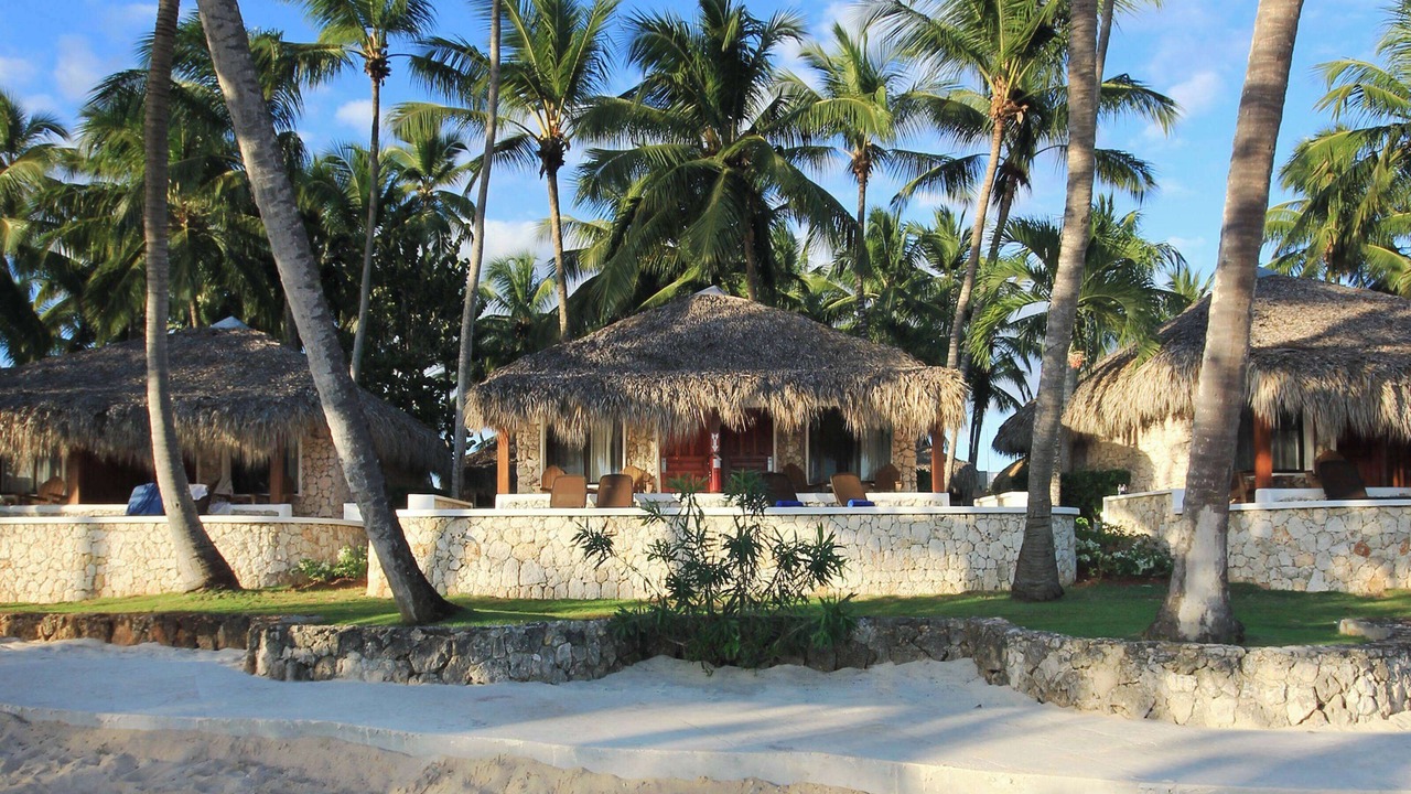 Photo of Others in Dominicus