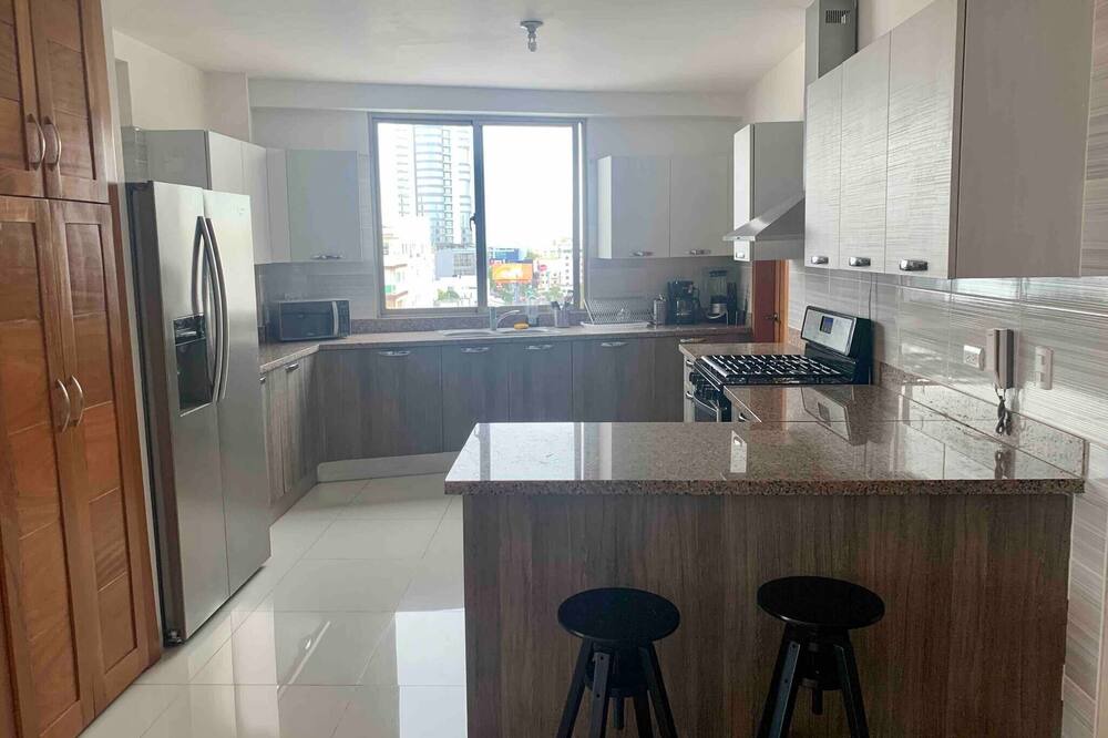 Photo of Kitchen in Evaristo Morales