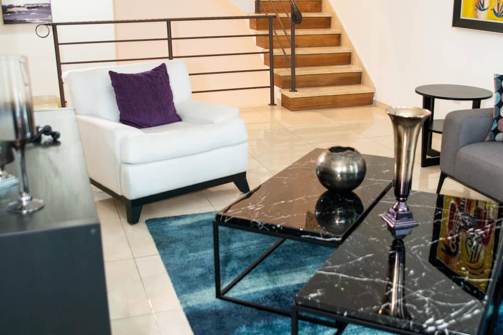 Photo of Livingroom in Evaristo Morales