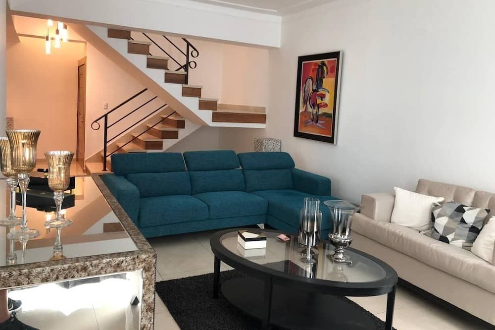 Photo of Livingroom in Evaristo Morales