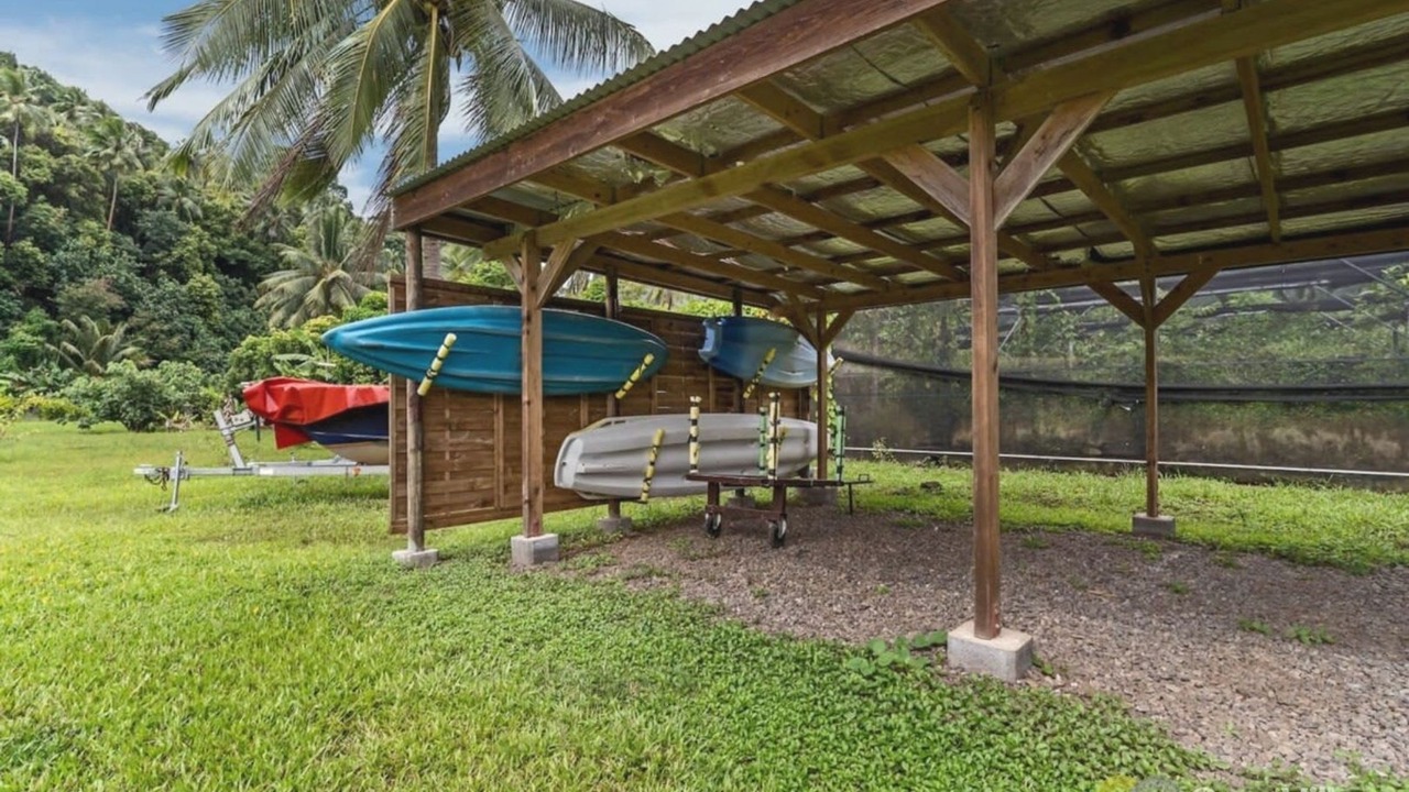 Photo of Others in Moorea-Maiao