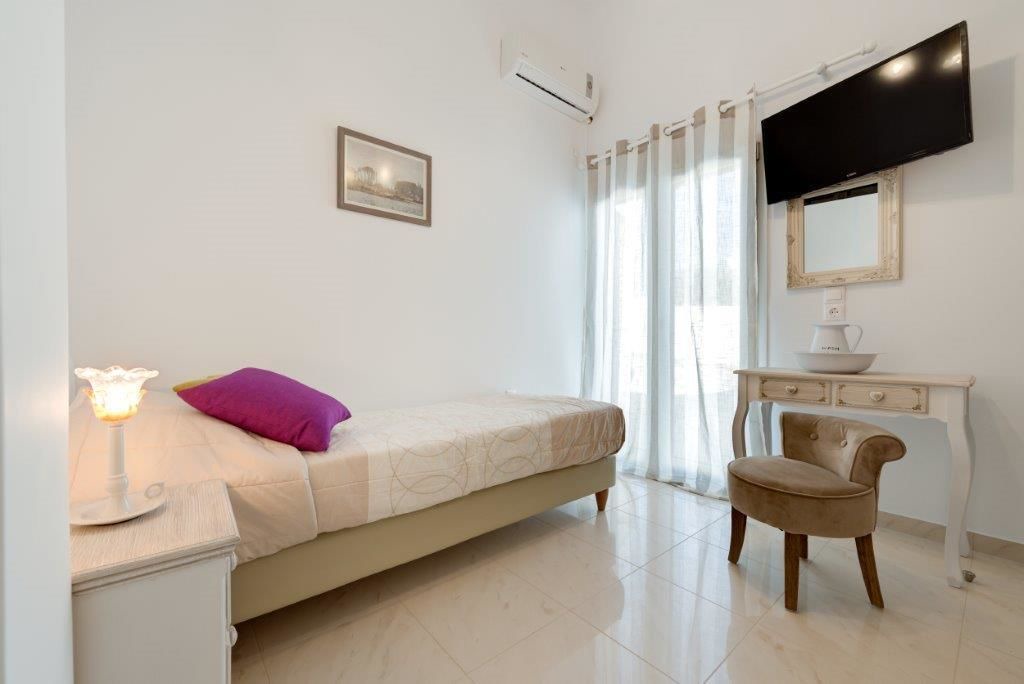 Photo of Bedroom in Karterados