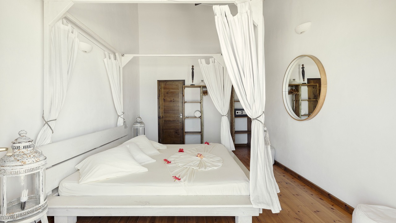 Photo of Bedroom in Mare Anglaise