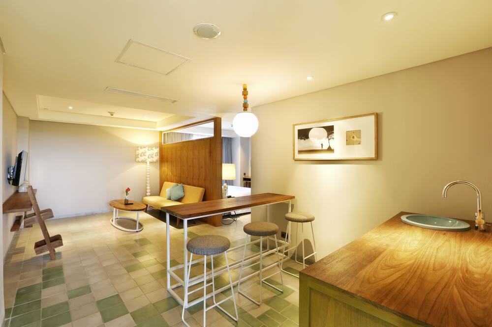 Photo of Livingroom in Drupadi